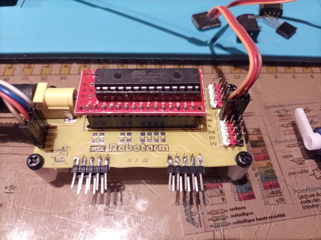 robotarm_v2_pcb_arduino